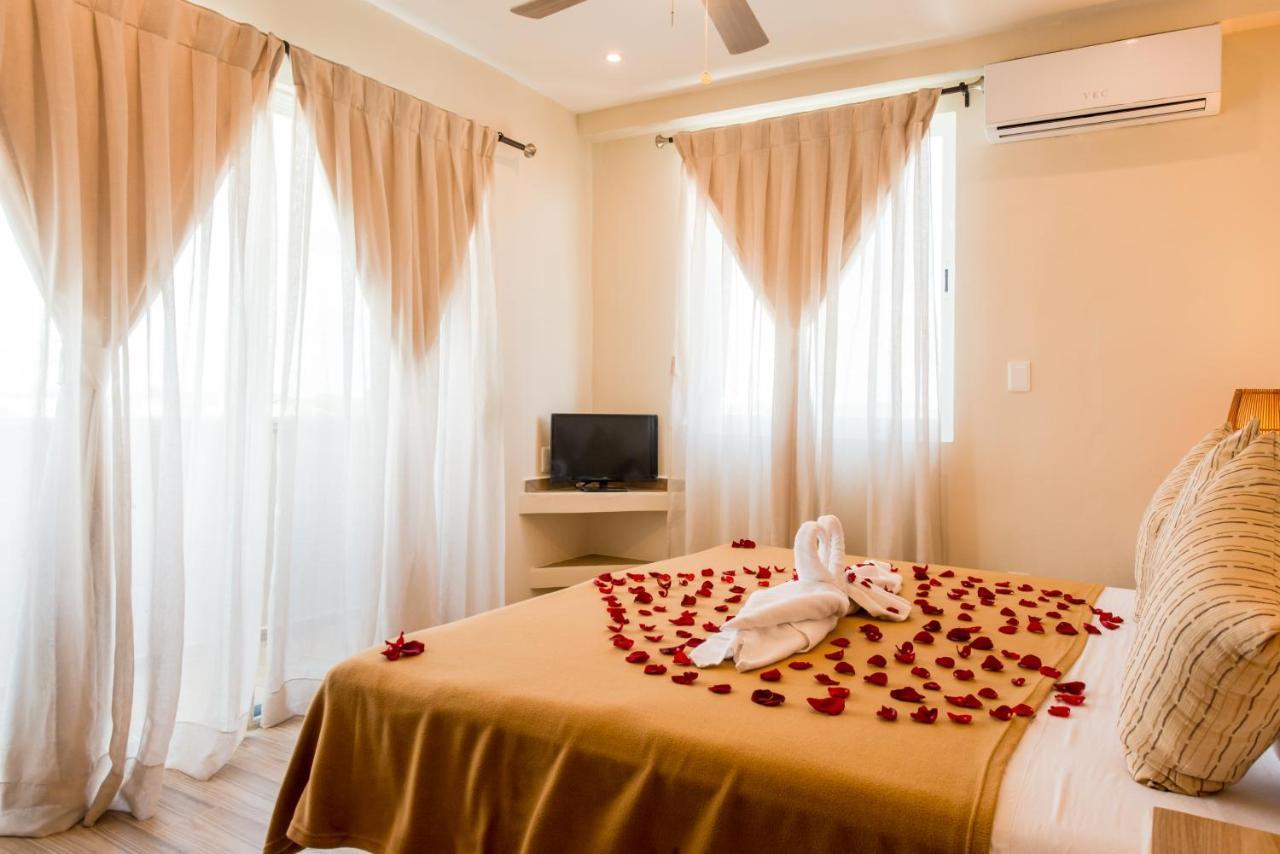 Aparthotel Casa Leo Playa del Carmen Esterno foto